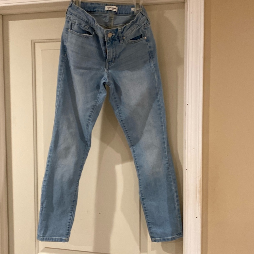 Jessica Simpson light blue  rolled crop skinny jeans size 4/27 good condition